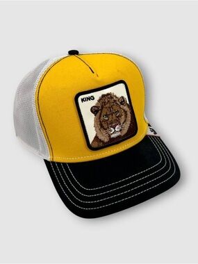 GOORIN BROS | King Lion The Farm SnapBack Hat Adult Black Yellow Trucker Mesh